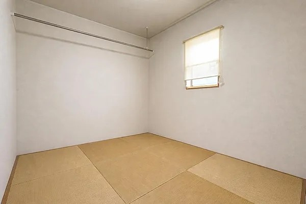 近江八幡市緑町1丁目　中古戸建