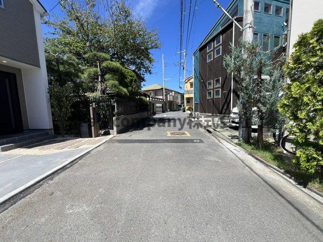 茅ヶ崎市浜須賀　新築戸建　2号棟の前面道路含む現地写真|前面道路の様子です◇