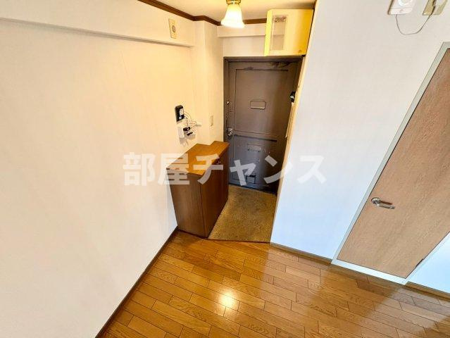 ラクラスコート山王の玄関