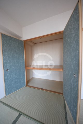 エル・セレーノ上本町レジデンス　桃陽小学校区の収納|エルセレーノ上本町レジデンス　押入れ