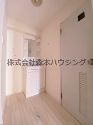 【洗面所】 | 　ウエストプラザ | 使いやすい洗面所です