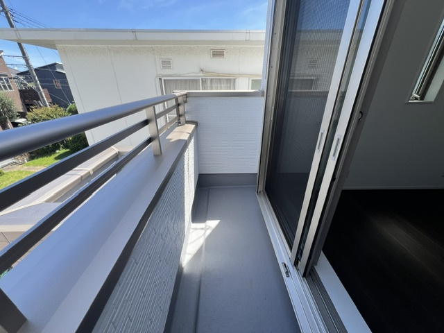 茅ヶ崎市浜須賀　新築戸建　1号棟のバルコニー|2階バルコニー◇◇