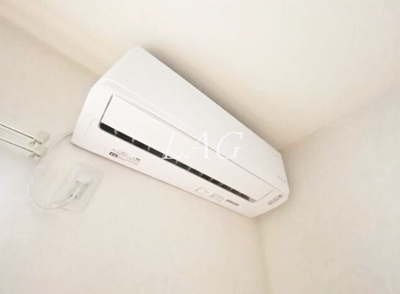 【設備】 | モンピエス | エアコンです。