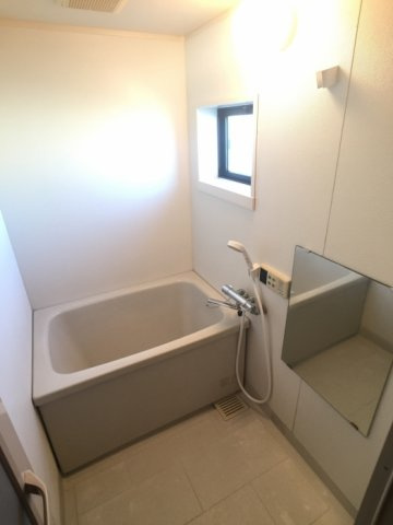 ☆窓付き浴室☆※参考写真