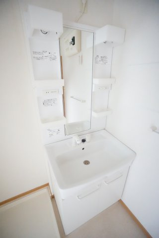 【独立洗面台】 | ロワゾーブルーＤ | ※同物件・同タイプの写真です