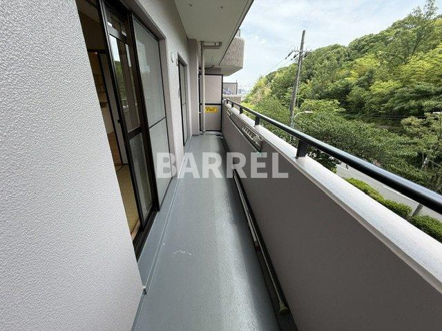 グランヴェール萩原のバルコニー
