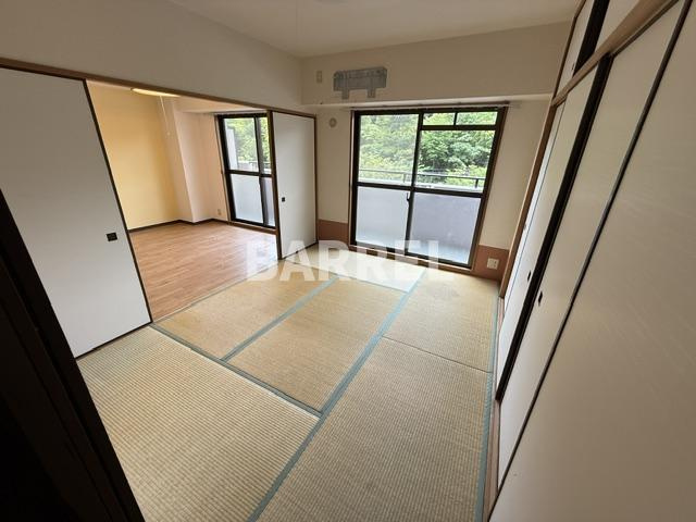 グランヴェール萩原の和室