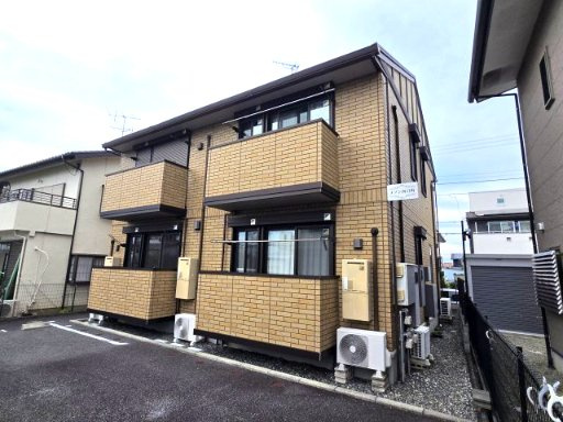 メゾン四日町