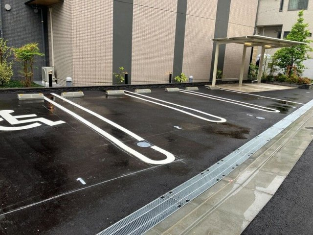 イノバスすみだ八広の駐車場