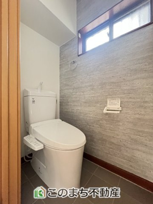 【トイレ】 | KEM小山市東間々田１期中古戸建 | いつも綺麗に清潔に！シャワー付きトイレです♪
