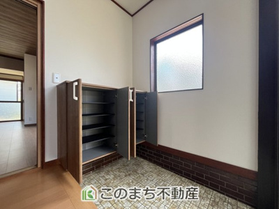 【玄関】 | KEM小山市東間々田１期中古戸建 | リフォームでシューズボックス新しくなりました！