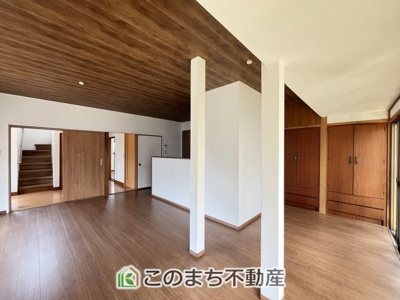 【居間・リビング】 | KEM小山市東間々田１期中古戸建 | リフォームで素敵な空間に☆