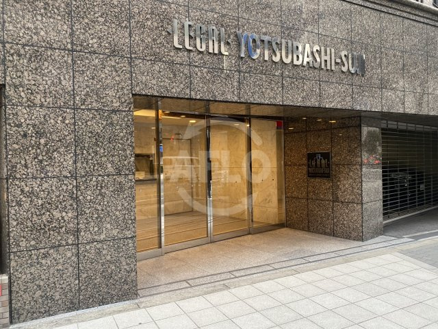 リーガル四ツ橋筋のエントランス|リーガル四ツ橋筋　エントランス