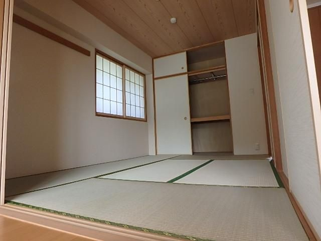 ＣＡＳＳＩＡ横濱ガーデン山の居間・リビング