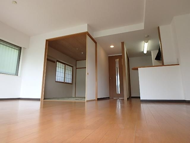 ＣＡＳＳＩＡ横濱ガーデン山の内装