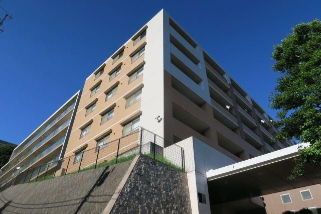 ＣＡＳＳＩＡ横濱ガーデン山の外観