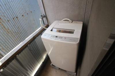 【設備】 | レトロハウス田辺Ⅱ | 洗濯機置き場
