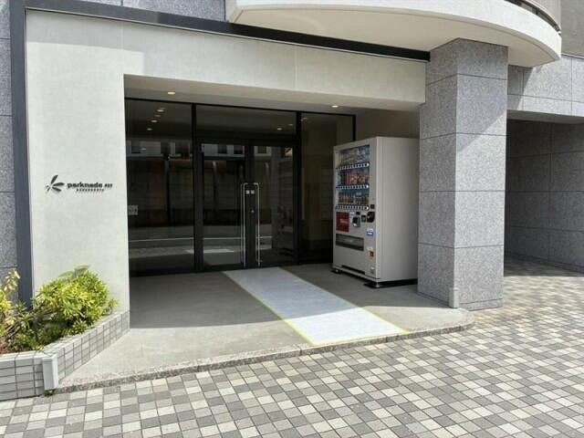 パークナードフィット田園調布のエントランス