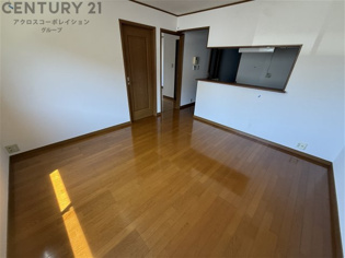 ソレアード甲東園の居間