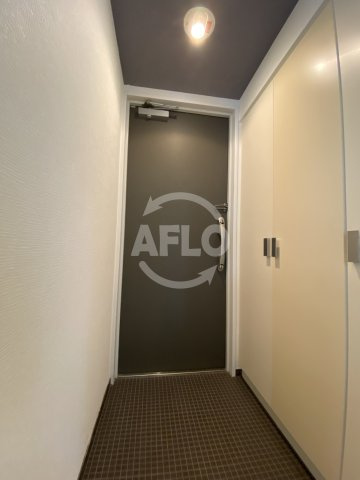 ロイヤルメゾン西天満の玄関|ロイヤルメゾン西天満　玄関スペース