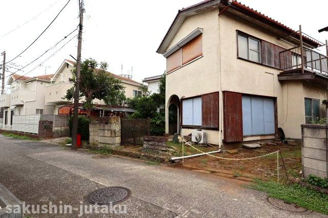 大和田　売地の外観|大和田　売地　建築条件なし　古家有（現況渡し希望）　約30.4坪　第一種住居地域　60％／160％　