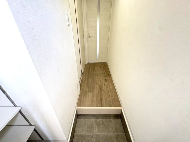 【玄関】アート吹田泉町