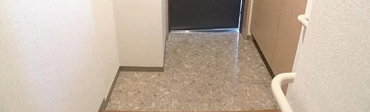 デュエット北千住クレアの玄関
