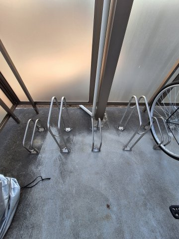ハイネスの駐車場