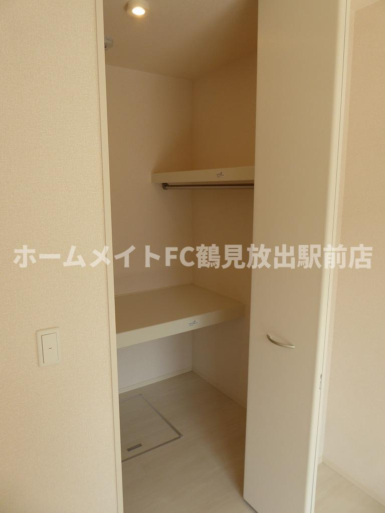 大阪市鶴見区中茶屋２丁目のハイツの収納