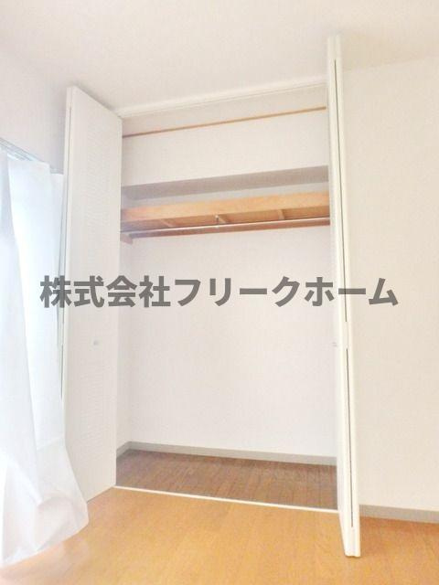 小金井市梶野町３丁目の賃貸マンションの収納
