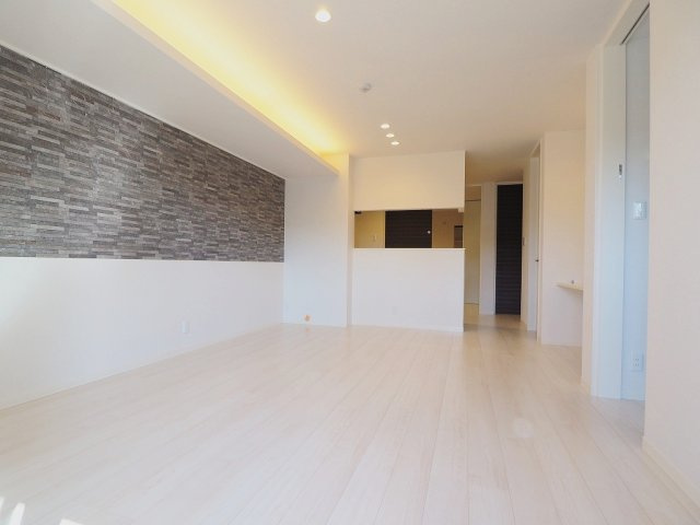 Ｅａｓｔ　Ｓｉｄｅ　Ｏｍａｃｈｉの展望
