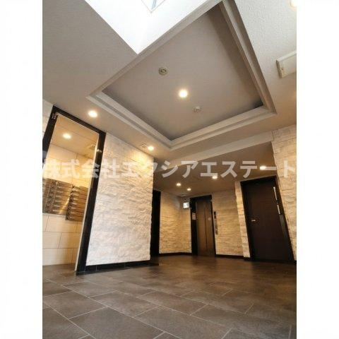 ピアグレース上本町のロビー
