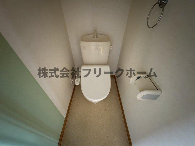 武蔵野市境南町３丁目のアパートのトイレ