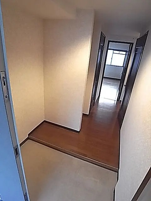 シャトルＫの玄関