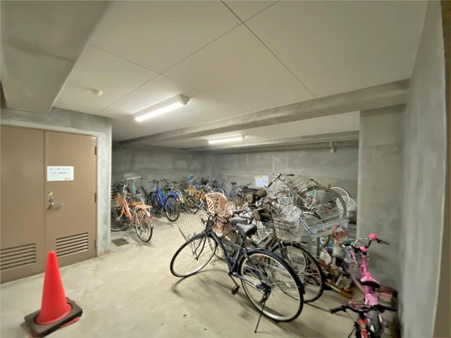 サンパーク守恒の設備