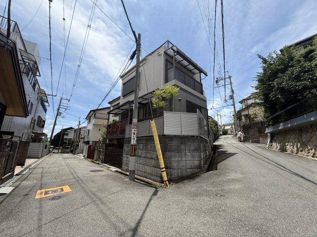 豊中市栗ヶ丘町戸建