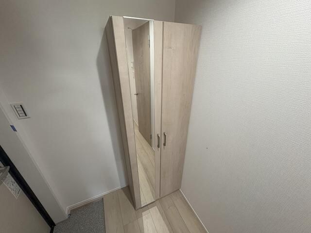 プレナ赤塚の玄関