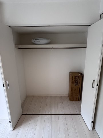 ヴェラハイツ新宿の収納|洋室収納