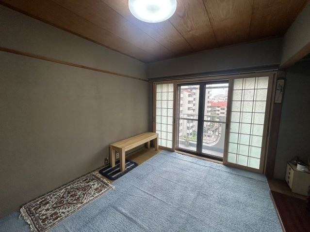 ローズコーポ千里B棟の和室