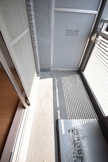 大阪市北区池田町の賃貸マンションのバルコニー