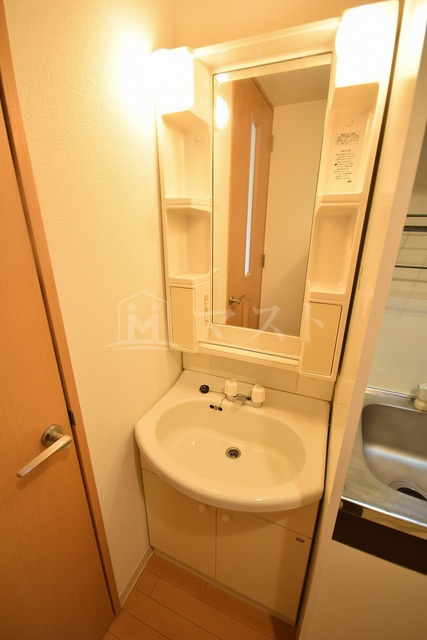 大阪市北区池田町の賃貸マンションの洗面所