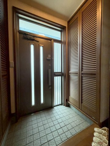 札幌市東区北50条東7丁目1-27の玄関