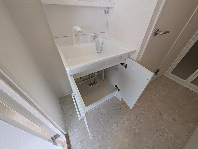 神戸市中央区北野町４丁目の賃貸マンションの収納