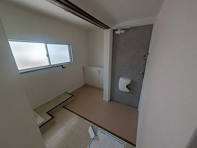 神戸市中央区北野町４丁目の賃貸マンションの玄関