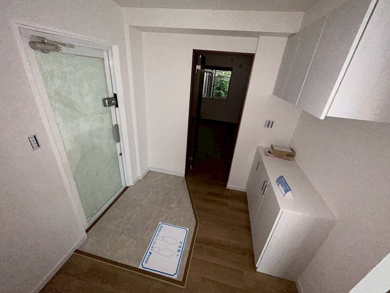 神戸市中央区北野町４丁目の賃貸マンションの玄関