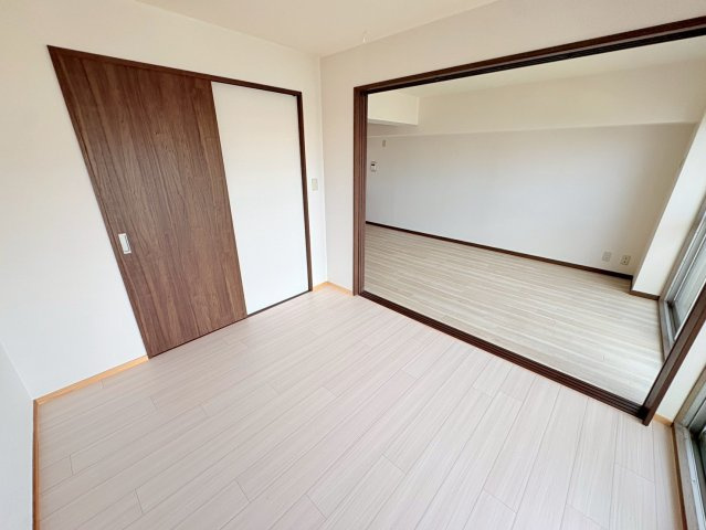 センターヒル岡本の居間・リビング