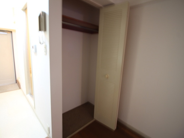 神戸市東灘区住吉本町１丁目の賃貸マンションの収納