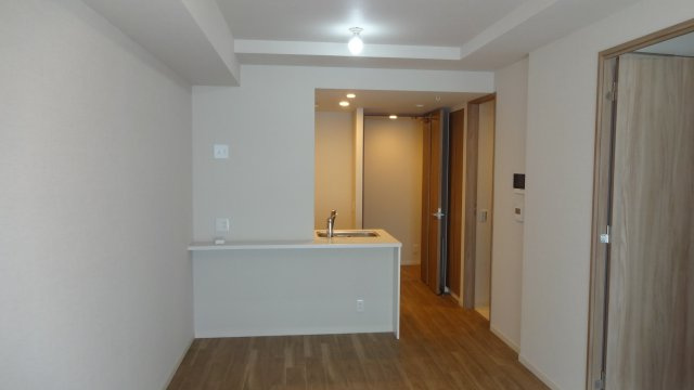 神戸市中央区栄町通５丁目の賃貸マンションの居間・リビング