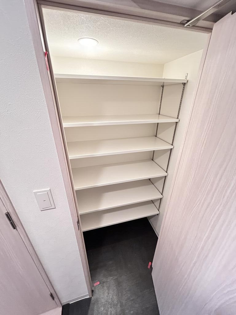 神戸市中央区栄町通７丁目の賃貸マンションの収納
