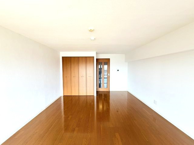 Hills岡本の居間・リビング